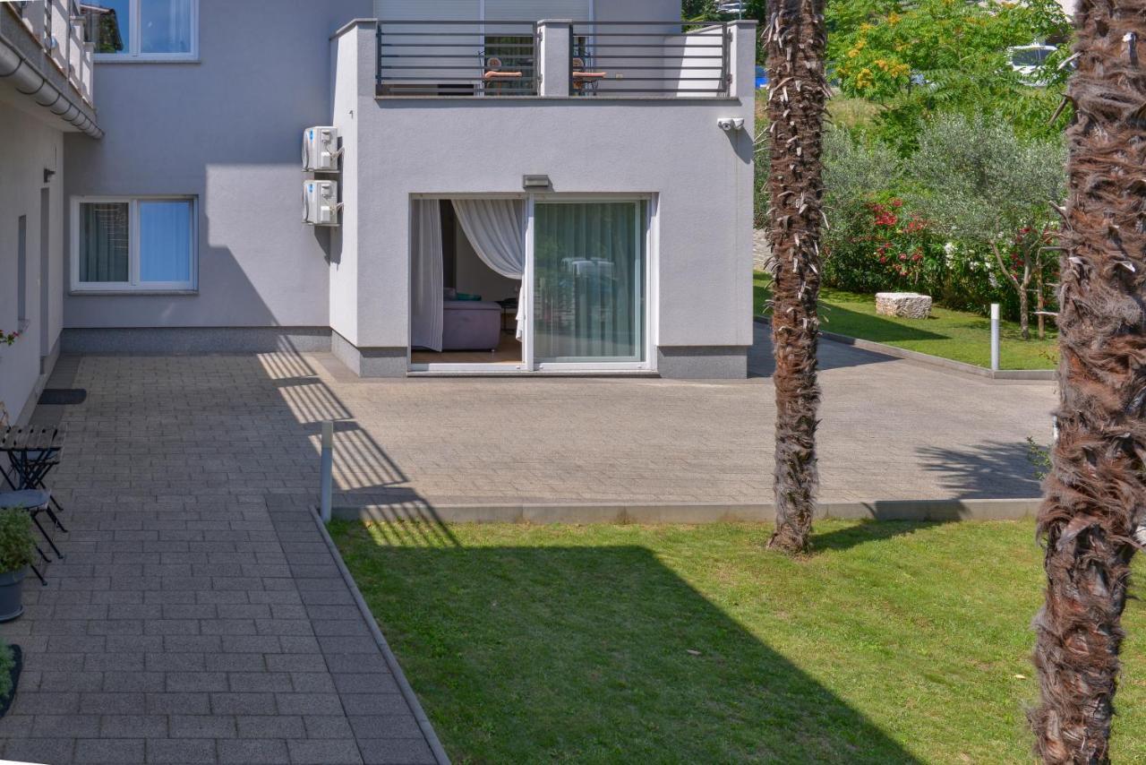 Apartment Piano Rijeka Exterior photo