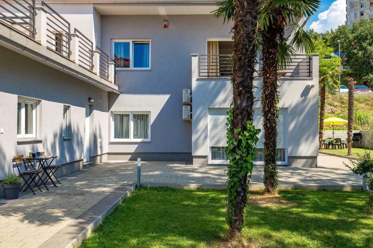 Apartment Piano Rijeka Exterior photo